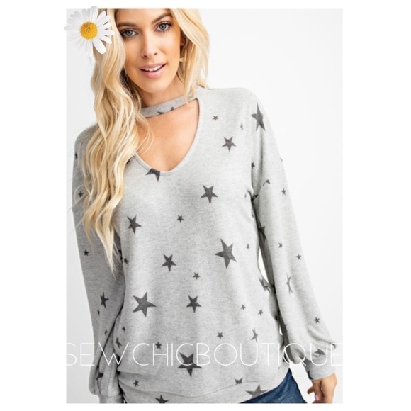 Choker Neck Brushed Star Print Knit Top - Picture 1 of 8